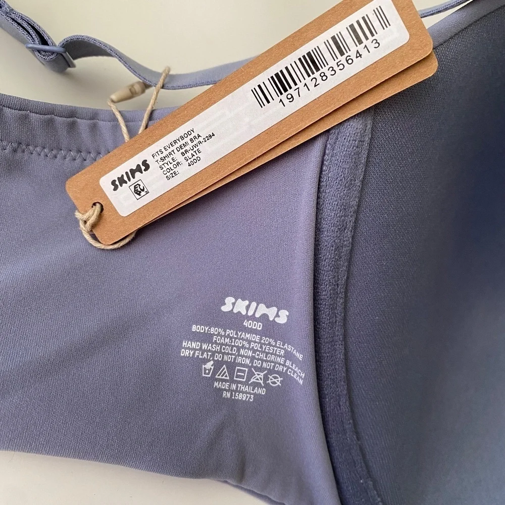 SKIMS Fits Everybody T-Shirt Demi Bra Coverage 2294 Slate‎ size 40DD - Picture 7 of 7